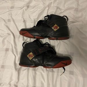 Nike Zoom Lebron 5 V